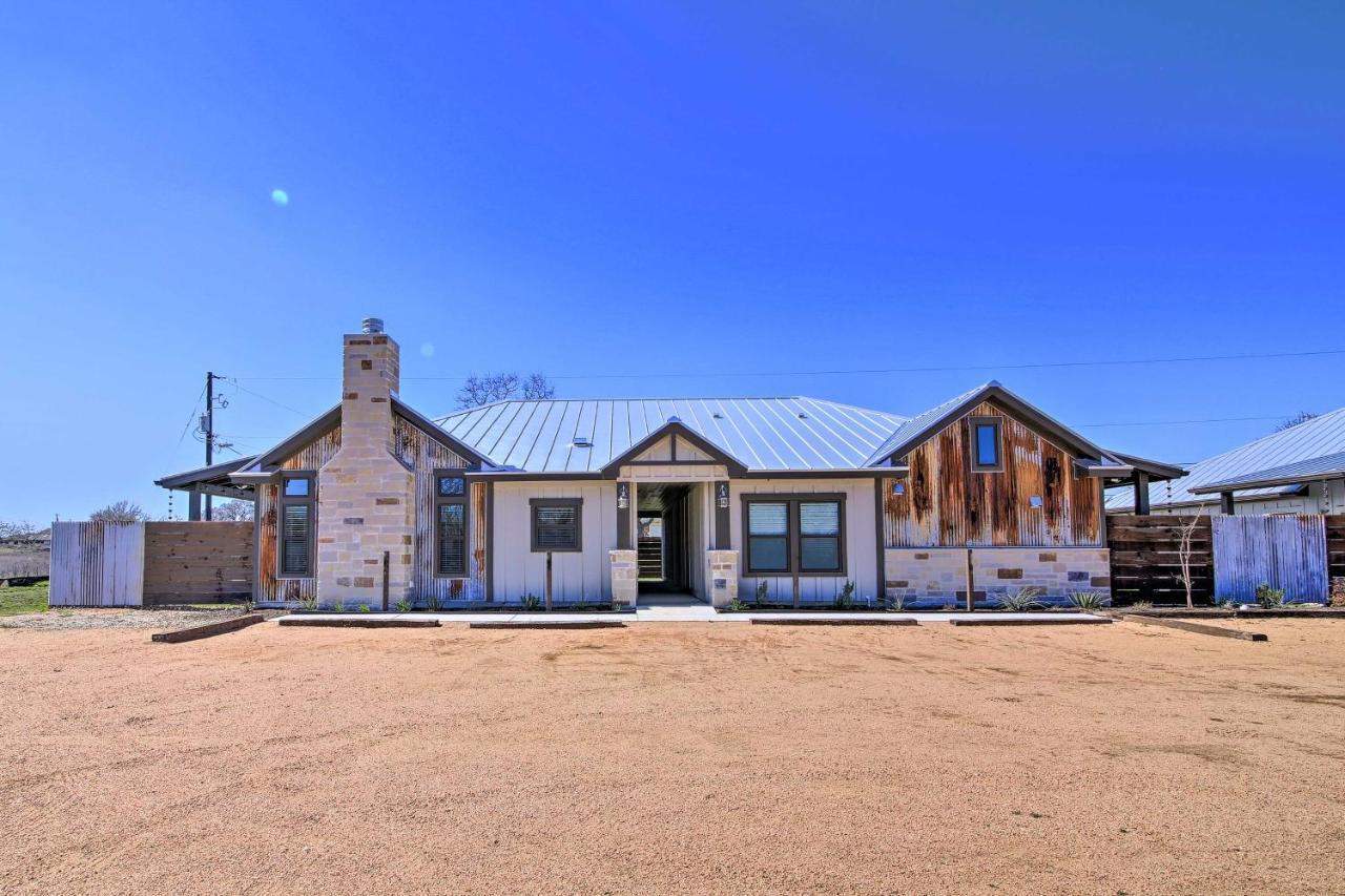 Uncorked Ranch Hill Country Home 1 Mi To Winery Фредеріксбург Екстер'єр фото